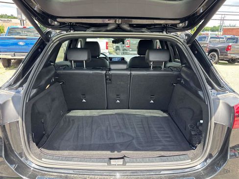 Used 2025 Mercedes-Benz GLA 250 4MATIC image 14
