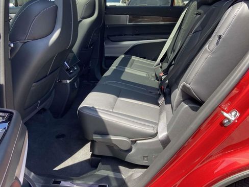 New 2026 Cadillac Vistiq Sport AWD/4WD image 12