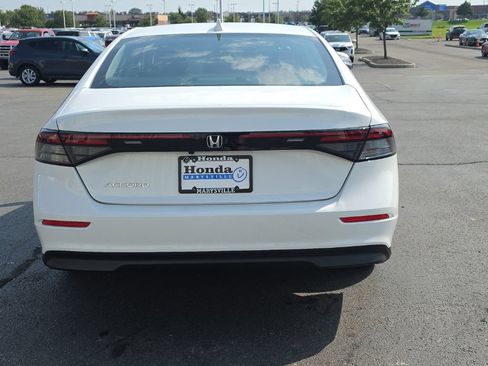 Certified 2024 Honda Accord LX image 6