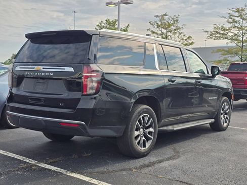 Used 2021 Chevrolet Suburban LT w/ Rear Media and Nav Package AWD/4WD image 7