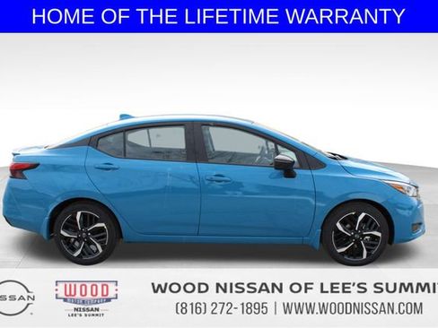 New 2025 Nissan Versa SR w/ Trunk Package image 8