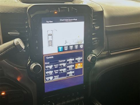 Used 2020 RAM 3500 Limited image 23