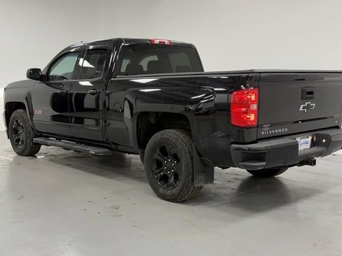 Used 2016 Chevrolet Silverado 1500 LT w/ Midnight Edition image 3