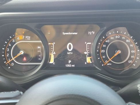 Used 2026 Jeep Wrangler Willys image 32