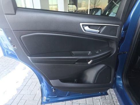 Used 2021 Ford Edge SEL w/ Convenience Package image 17
