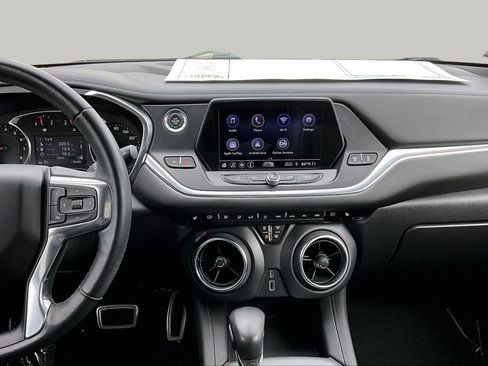 Used 2020 Chevrolet Blazer LT FWD image 6