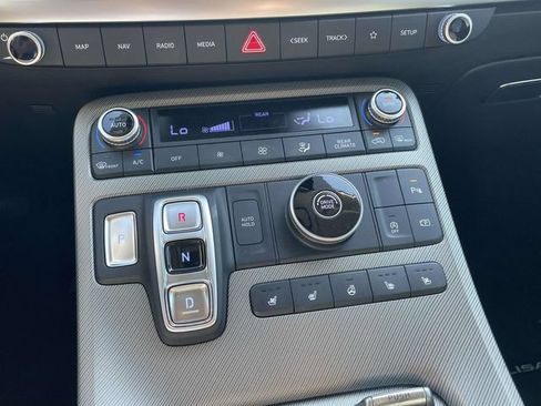 Used 2024 Hyundai Palisade SEL w/ Premium Package FWD image 26
