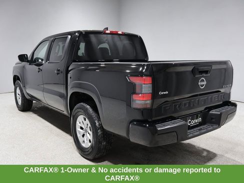 Used 2024 Nissan Frontier SV image 5