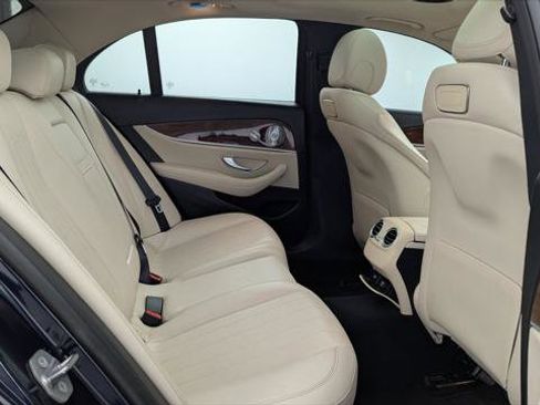 Used 2018 Mercedes-Benz E 300 image 17