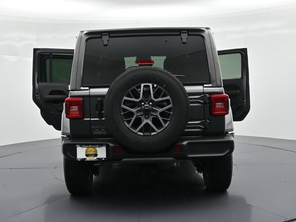 New 2026 Jeep Wrangler Unlimited Sahara AWD/4WD image 26