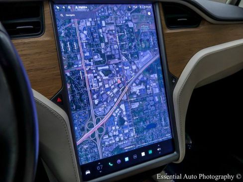 Used 2018 Tesla Model X 100D image 20