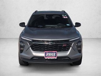 Used 2024 Chevrolet Trax RS w/ Sunroof Package FWD video 2