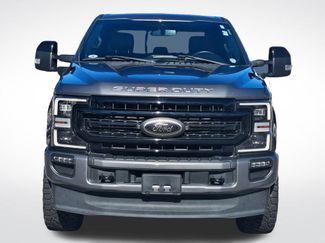 Used 2022 Ford F350 Lariat w/ Black Appearance Package video 3
