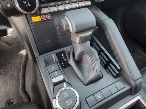 Used 2026 Toyota 4Runner Limited image 20