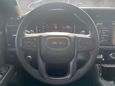 Used 2025 GMC Sierra 1500 AT4 w/ AT4 Premium Package AWD/4WD image 21