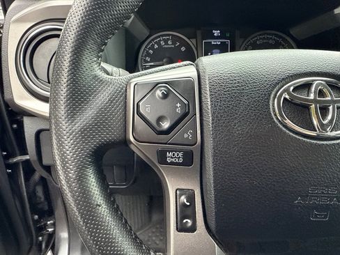 Certified 2021 Toyota Tacoma SR5 image 28