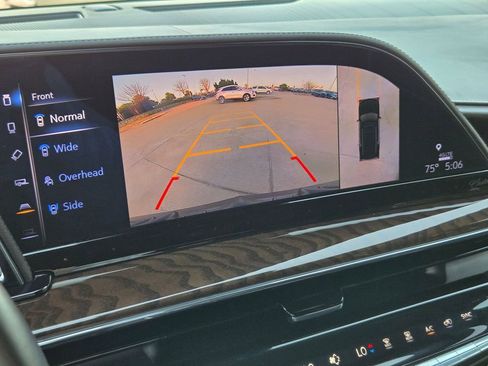 Used 2024 Cadillac Escalade ESV Sport Platinum image 20