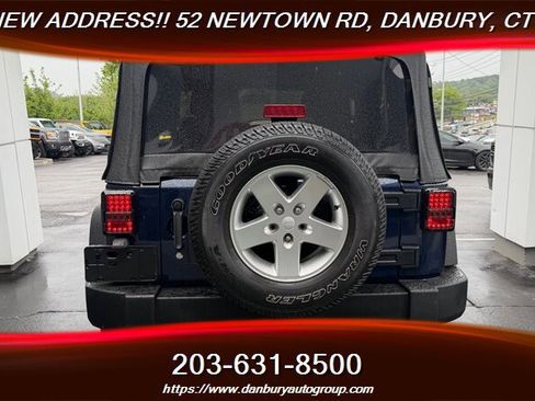Used 2013 Jeep Wrangler Sport AWD/4WD image 5