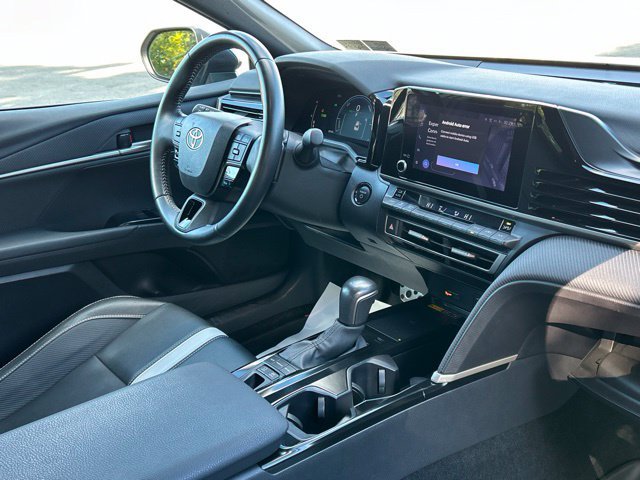 Used 2025 Toyota Camry SE AWD/4WD image 27