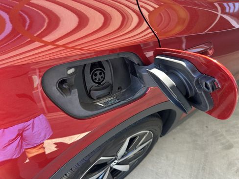 Used 2023 Volkswagen ID.4 S image 45