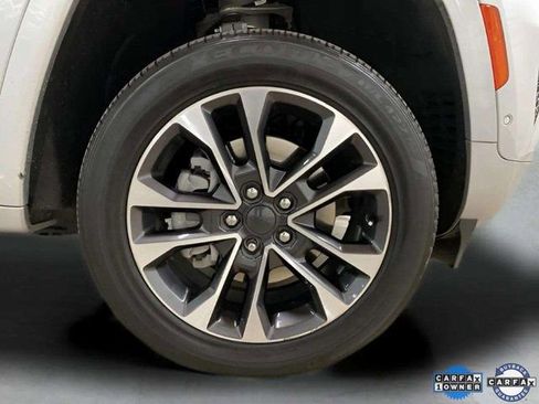 Used 2023 Jeep Grand Cherokee Overland w/ Luxury Tech Group IV image 31