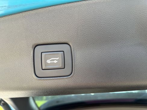Used 2025 Chevrolet TrailBlazer RS w/ Convenience Package FWD image 24