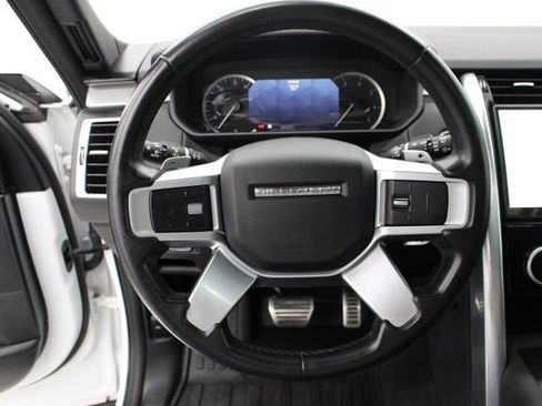 Used 2023 Land Rover Discovery S R-Dynamic AWD/4WD image 15