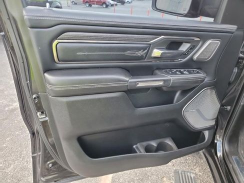 Used 2019 RAM 1500 Limited image 7