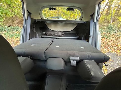 Used 2020 Nissan Leaf SV w/ SV All Weather Package image 31