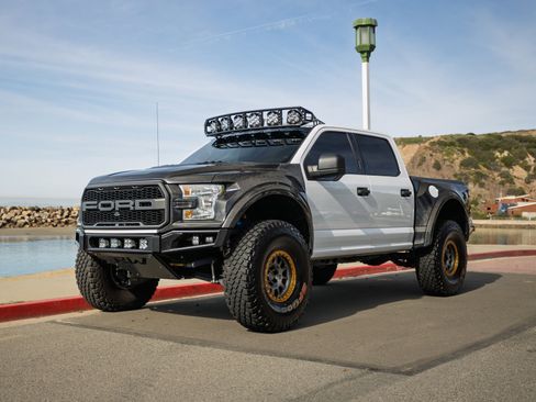 Used 2016 Ford F150 XLT AWD/4WD image 20