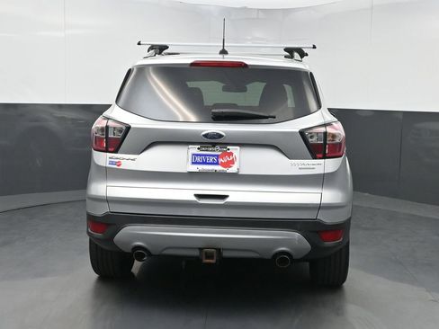 Used 2017 Ford Escape Titanium image 40