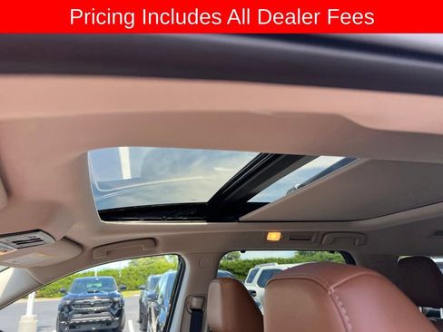 Used 2024 Nissan Pathfinder Platinum AWD/4WD image 7