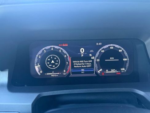 Certified 2025 Toyota Tacoma TRD Off-Road w/ TRD Off Road Upgrade Package AWD/4WD image 31