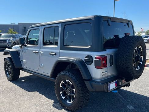 Used 2024 Jeep Wrangler Unlimited Rubicon 4xe w/ Safety Group AWD/4WD image 16