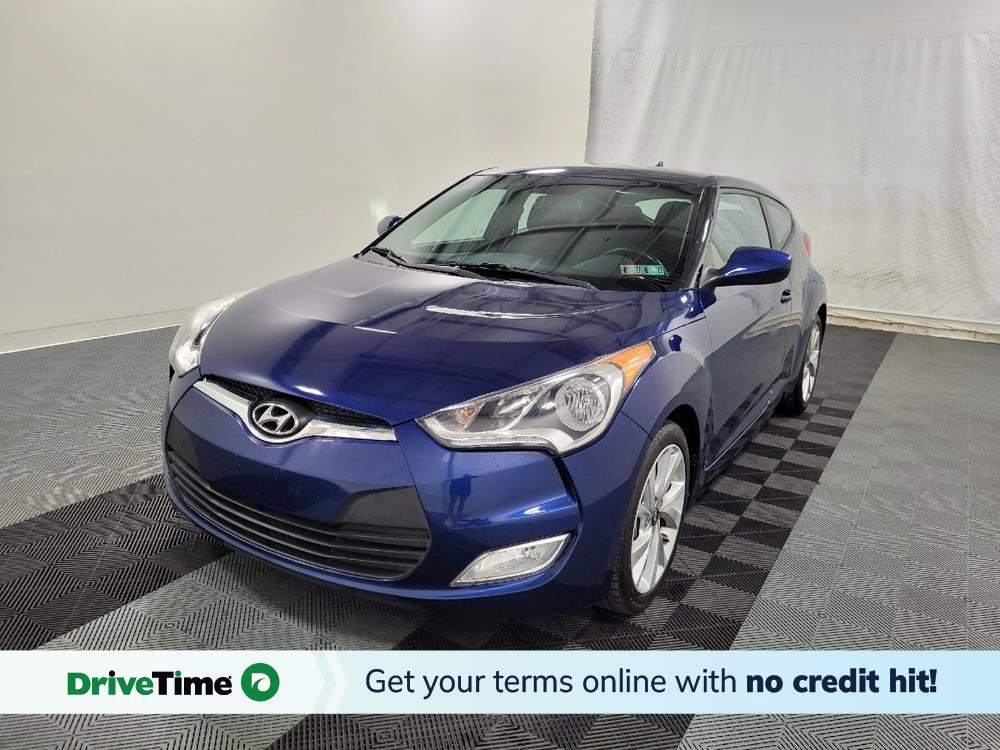 Used 2017 Hyundai Veloster FWD image 1