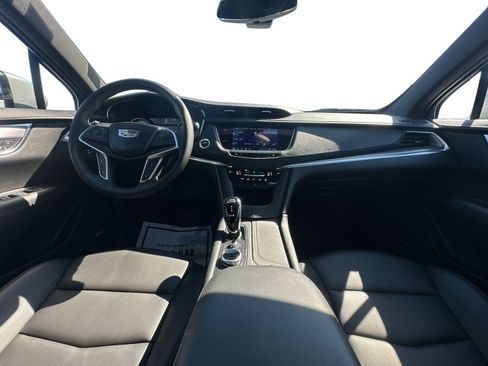 Certified 2024 Cadillac XT5 Luxury AWD/4WD image 13