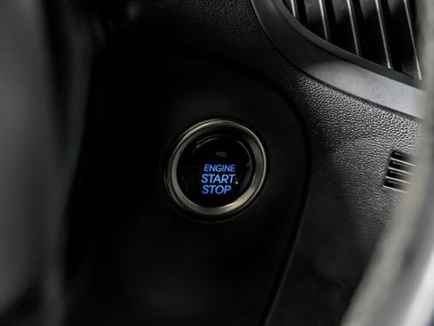 Used 2015 Hyundai Genesis 3.8 image 27