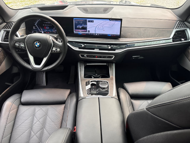 Used 2026 BMW X5 xDrive40i AWD/4WD image 18