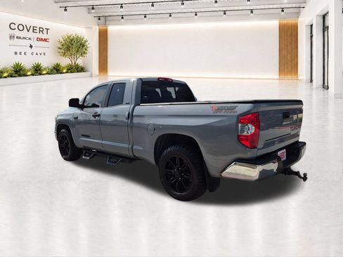 Used 2019 Toyota Tundra SR5 w/ SR5 Upgrade Package RWD image 10