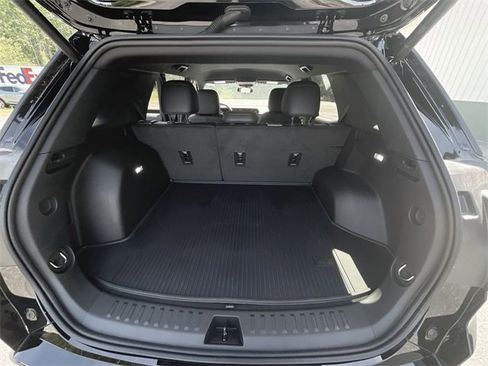 New 2026 GMC Terrain AT4 w/ LPO, Floor Liner Package image 26