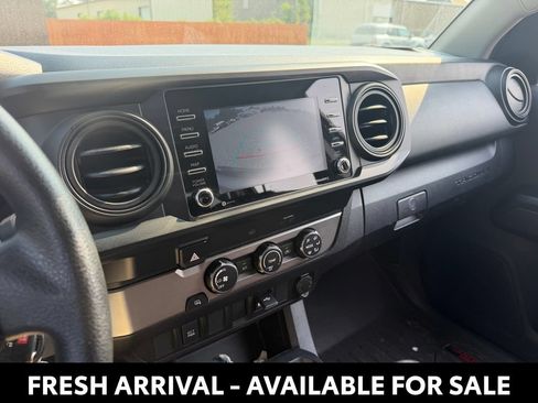 Used 2022 Toyota Tacoma SR w/ SR Convenience Package RWD image 12
