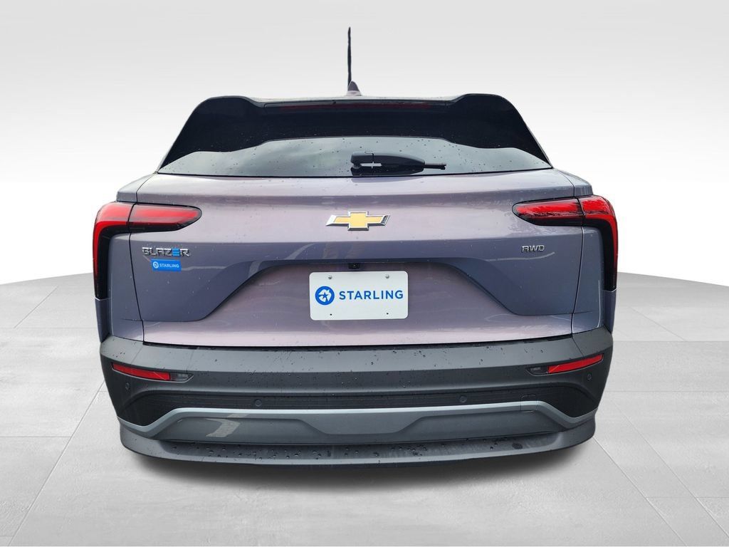 New 2025 Chevrolet Blazer EV LT AWD/4WD image 7