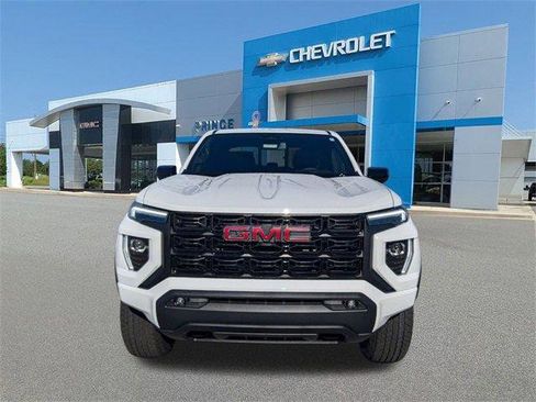 New 2025 GMC Canyon Elevation w/ Convenience Package image 11