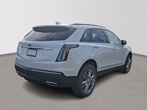 New 2026 Cadillac XT5 Sportv image 4