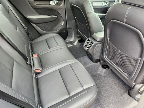 New 2025 Volvo XC40 B5 Core w/ Protection Package Premier image 25