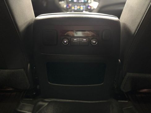 Used 2018 Chevrolet Tahoe LT AWD/4WD image 25