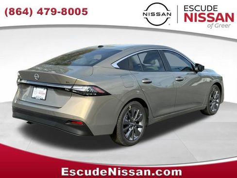 New 2026 Nissan Sentra SL w/ Floor Mat Package FWD image 3