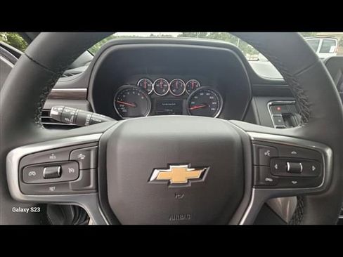 Used 2020 Chevrolet Suburban Premier image 40