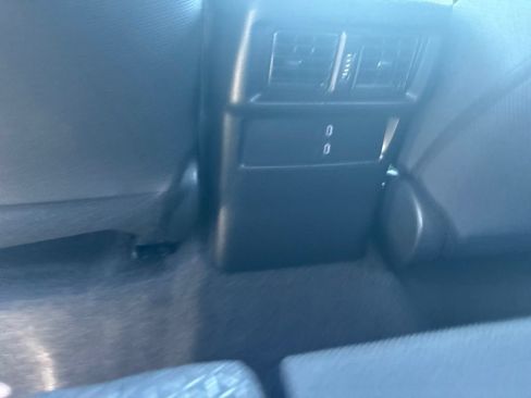 Used 2025 Toyota 4Runner SR5 AWD/4WD image 14