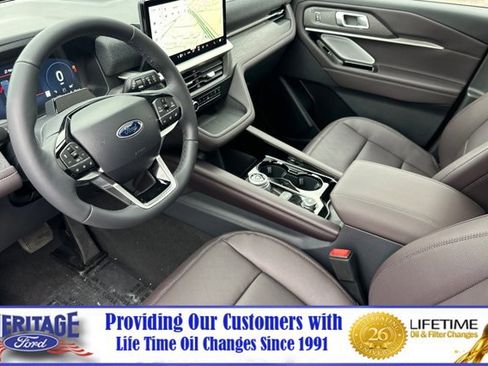 New 2026 Ford Explorer Platinum image 10